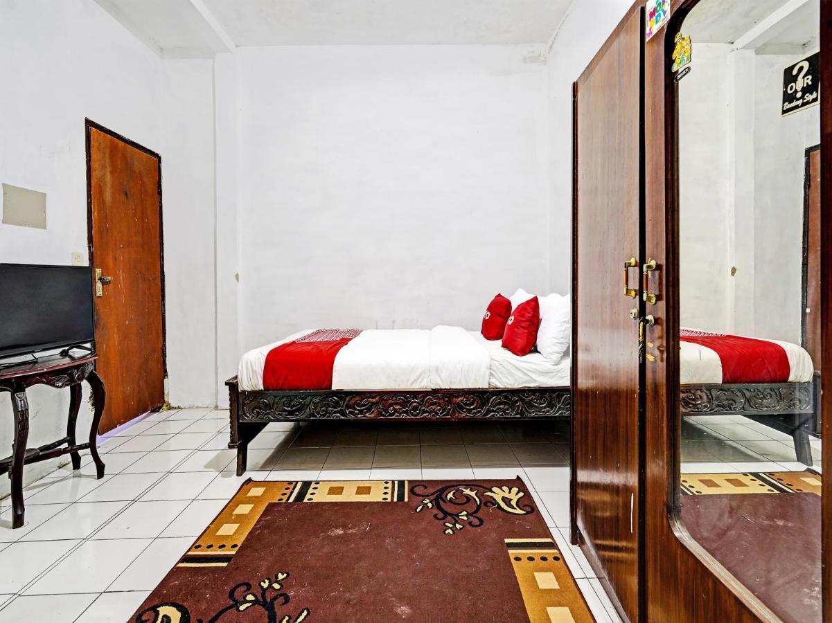 Oyo 91389 Anggrek Residence Syariah Soreang Buitenkant foto