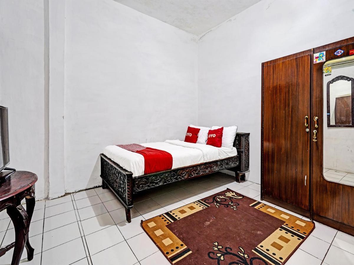 Oyo 91389 Anggrek Residence Syariah Soreang Buitenkant foto